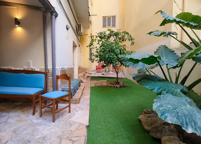 Zen Garden, 600M From Acropolis Museum