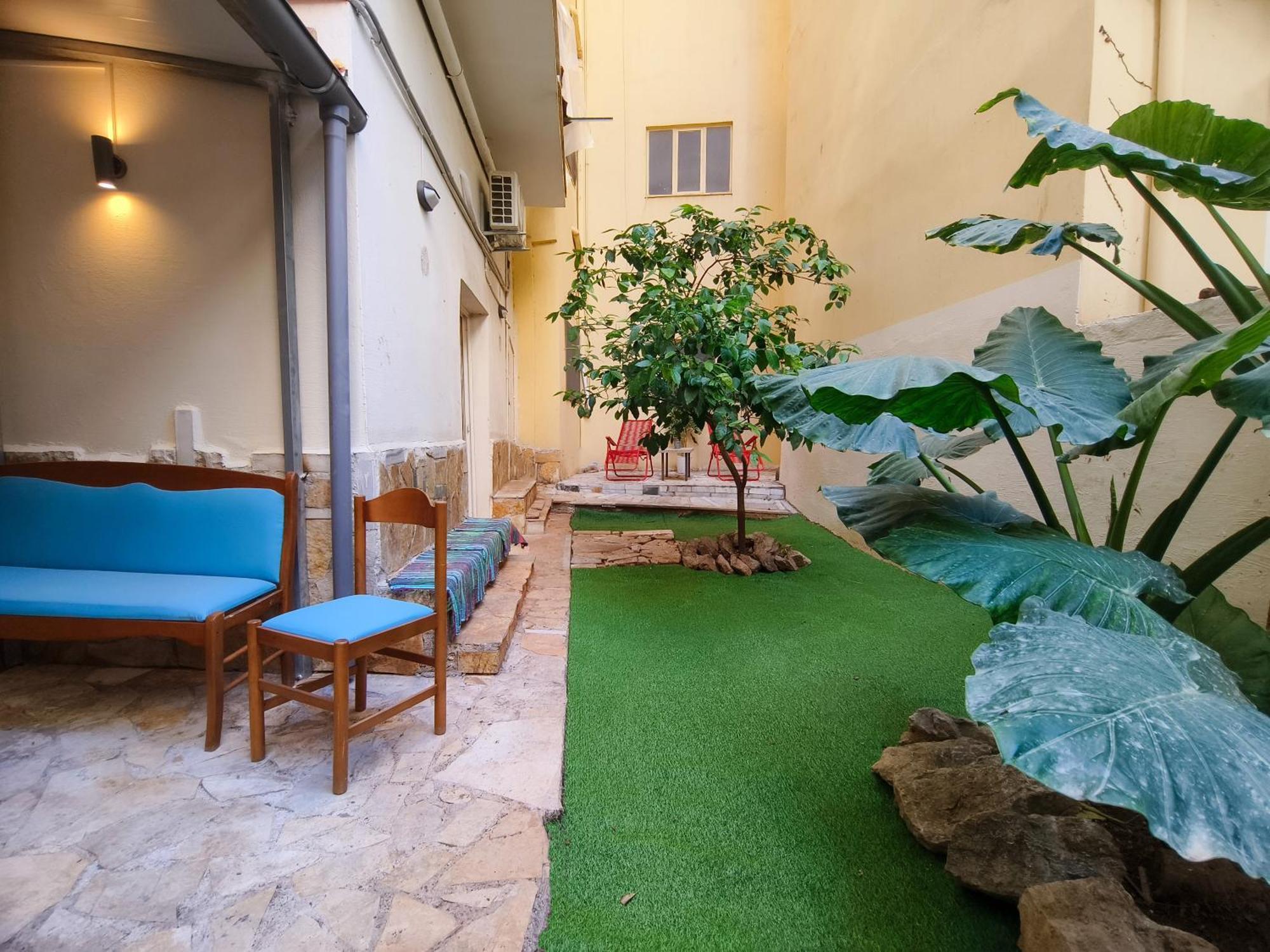 Zen Garden, 600m From Acropolis Museum